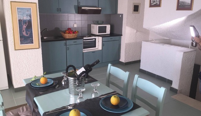 Homerez - Apartment in Akrogiali in Akrogiali