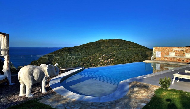 Horizon Blue Luxury 3bedroom Villa with stunning views in Parga