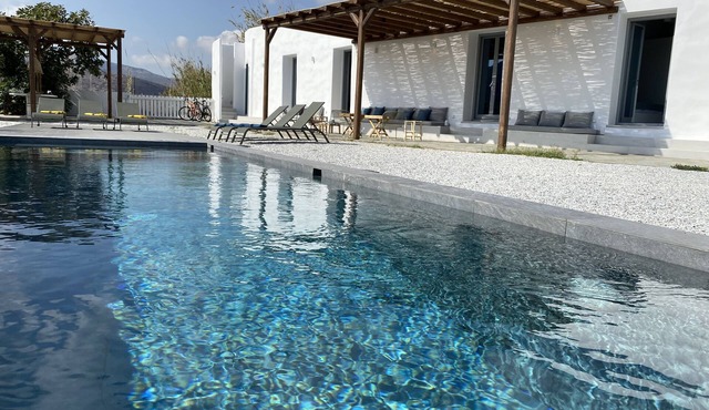House in Paros, Greece, near the beach, sleeps 10 in Marmara
