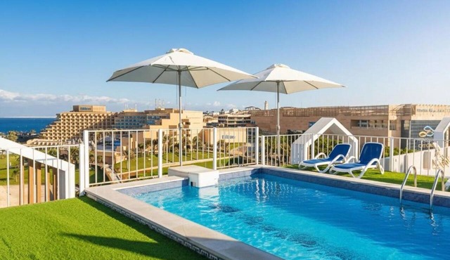 Hurghada stylish Apartment on the beach 204 in محافظة البحر الأحمر