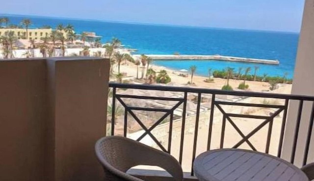 Juliana Balcony Sea View 1BR ~ Pool & Aqua in Red Sea Governorate