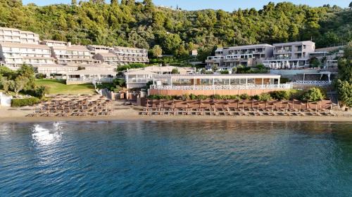 Kassandra Bay Resort, Suites & Spa in Vassilias