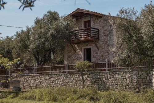 Lithies Farm Houses in Vasilikos