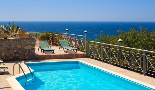 Livadia Villa with private pool and sea view - 13 min from Elafonissi Beach in Chania