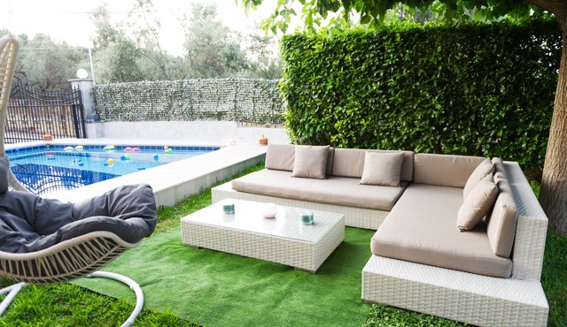 Luxurious villa Anastasia in Lampiri