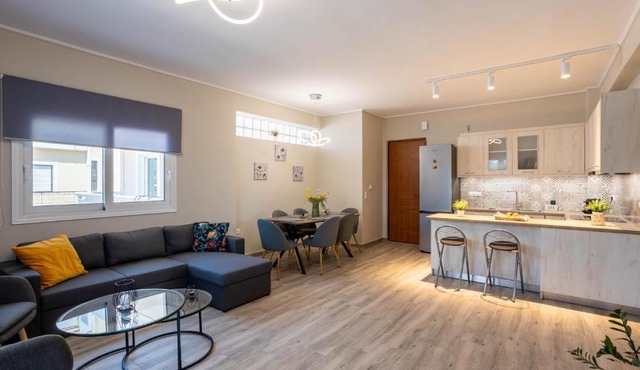 Luxury & Cozy apartment in Messini