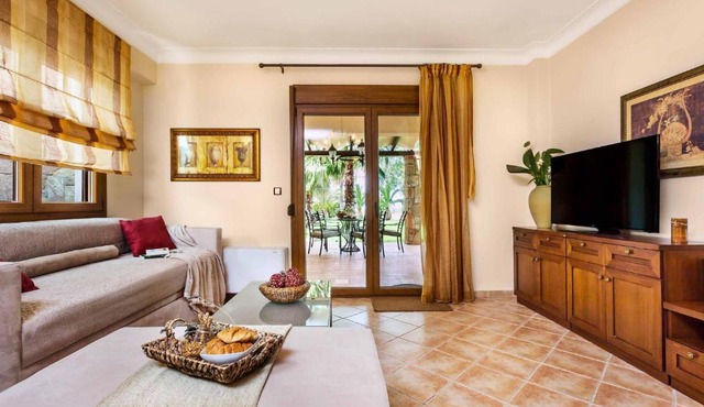 Luxury Halkidiki Villa Villa Dione 4 Bedroom Villa Beach Front Pefkochori in Pefkohori