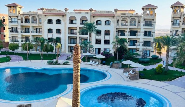 Luxury Pool View Chalet, El Saraya Resort Sahl Hasheesh, Near Beach in Hurghada