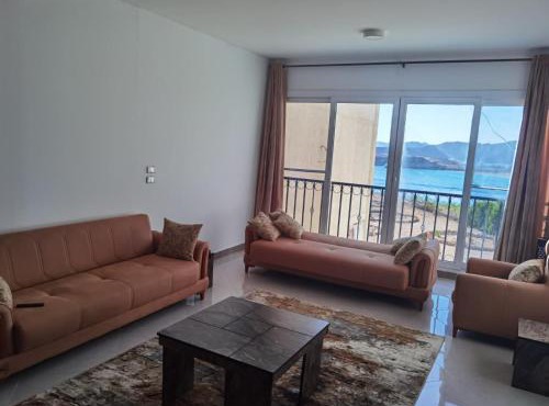 Luxury Seaview Apartment