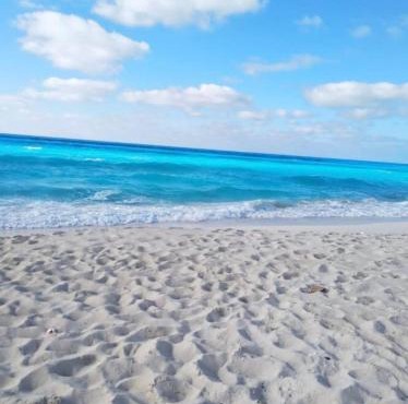 Marhaba Beach 2 bedroom apartment with air conditioner