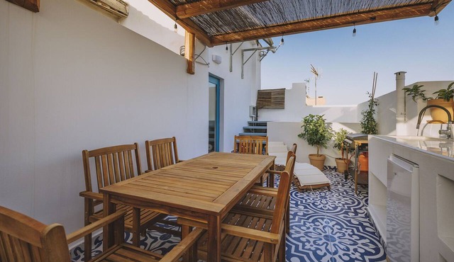 Minoos Residence, Central restored/modern 3floor house in Rethymno