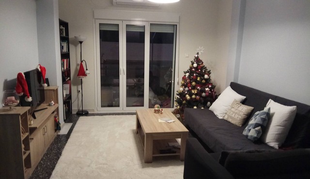 MyHome! Modern, huge, central, quiet, clean in Peristeri