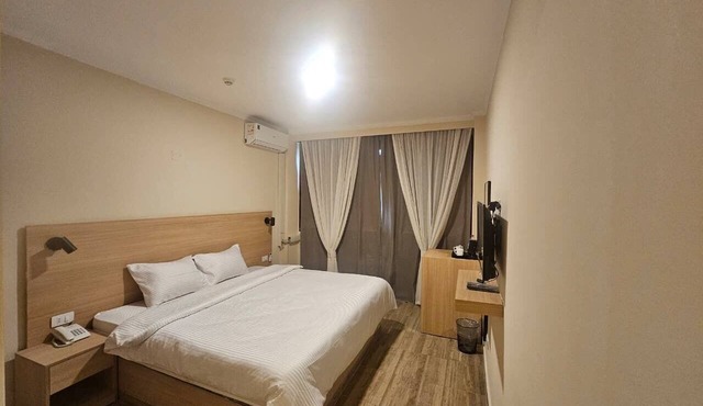 Oasis Hotel Heliopolis in Cairo