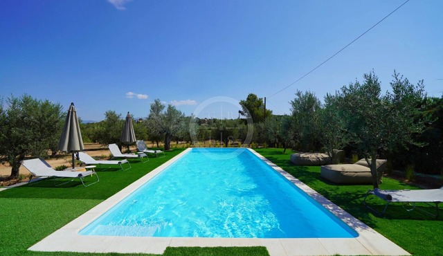 Olive Grove Rock Villa, the perfect villa for 14-18 Guests in Porto Heli
