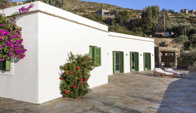 Olive Tree House -Comfortable living, breathtaking sea views, bbq and garden in Αλίκανδρο