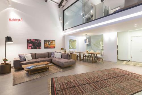 One And Only Villas in Palaios Agios Athanasios
