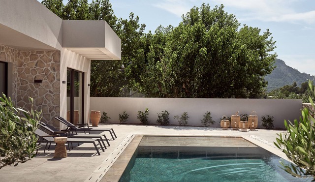 Onore Villa, with Heated Pool & Signature Design in Zakynthos