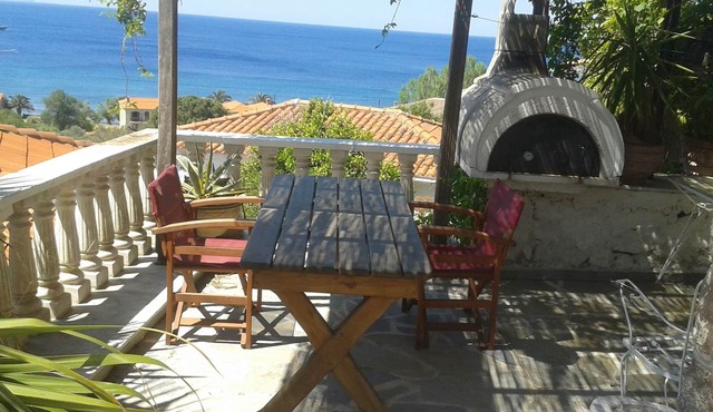 Palm Tree Apartment Central Molivos apartment with panoramic views in Lesbos