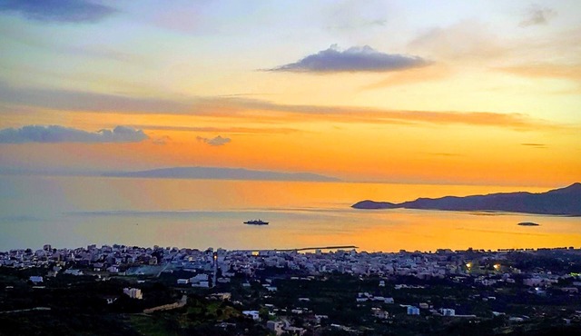 Panoramic Seaview Traditional Greek Mountain Villa with mature garden and pool in Evia Island