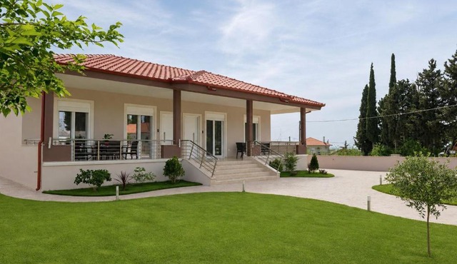 Pella Luxury Archonta in Pélla