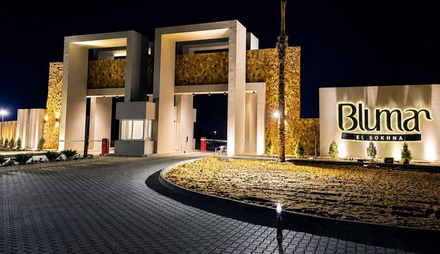 Perfect 5-bedroom chalet with AC in peaceful Suez Governorate in Suez Governorate