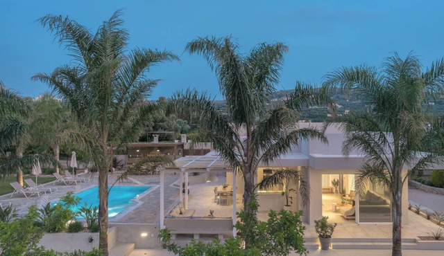 Periklis Villa, The Ultimate Summer Retreat! in Rethymno