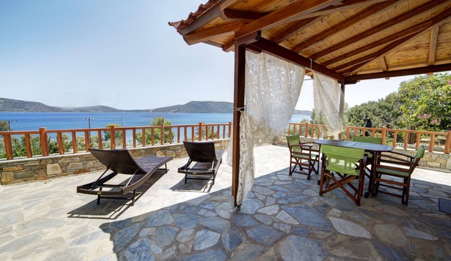 Peristera View Maisonettes In Alonissos Island in Alonissos