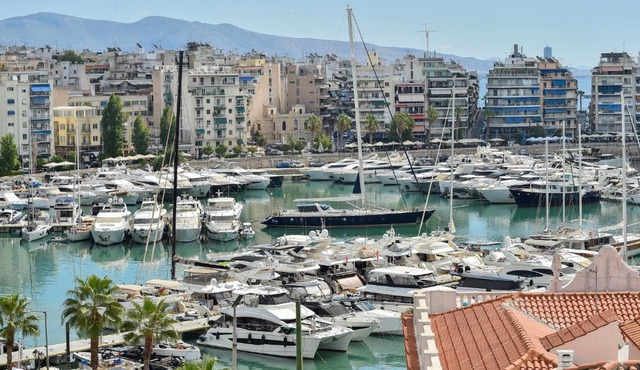 PJ Marina Zeas Residence in Piraeus