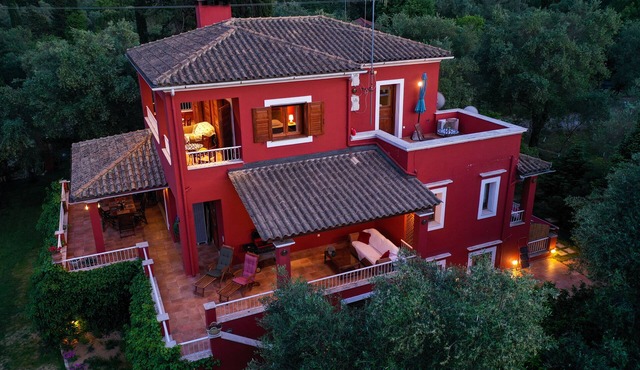 Postatiko Holiday Home Central Corfu in Corfu