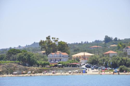 Psarou Studios in Amoudi