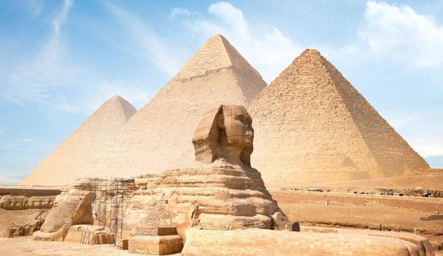 Pyramids Home Guest House in Cairo