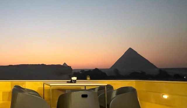 Pyramids Land Palace in Cairo