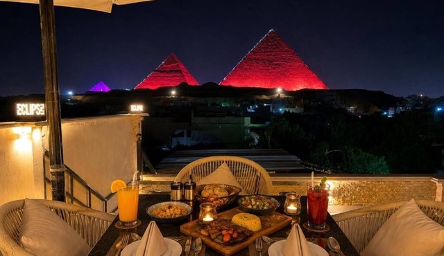 Pyramids view walk there in minutes in Giza Governorate