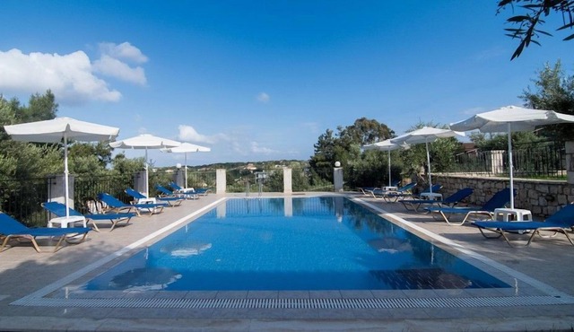 R 500 Family Villa with Mountain and Sea Views Shared Pool in Ano Vasilikos
