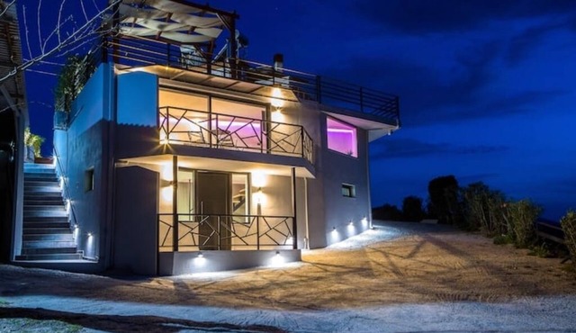 Relax in Style at Ben’s Homes Panorama in Nopigia