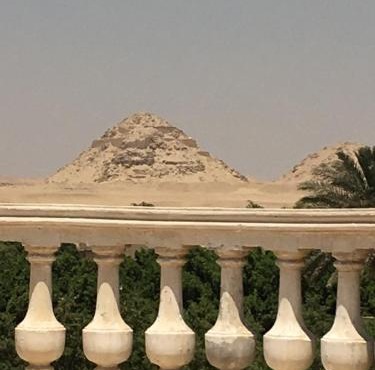 Saqqara pyramids inn hotel in Cairo