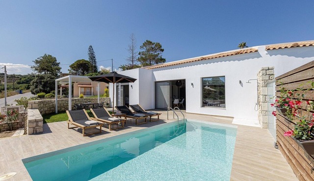 Scenic villa in Rethymno with private pool in Rethymno