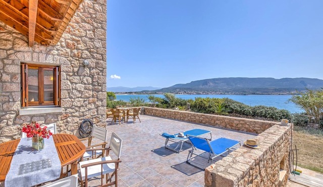 Sea Front Stone Villa near Monemvasia in Karavostasi