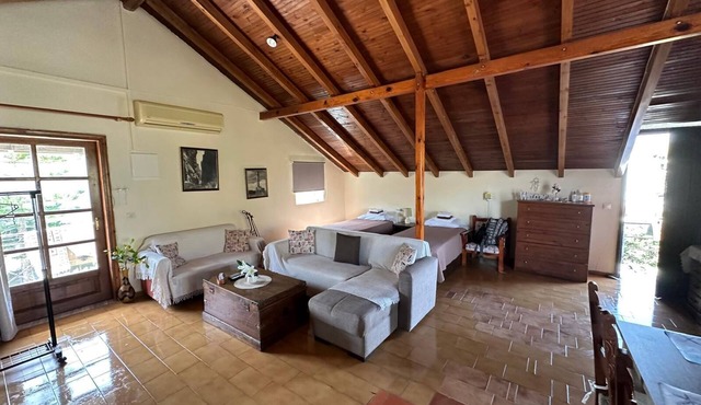 Seafront Paradise with sand Yard 10 m. from Beach! in Platanias