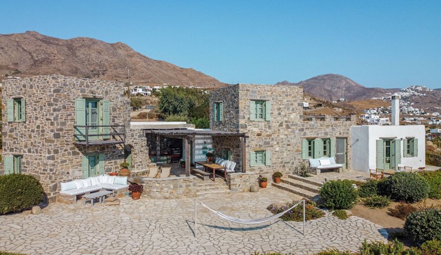 Seafront View, Vatoudi House in Serifos