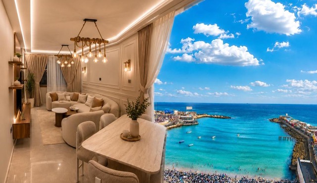 Seaview Condo in Gleem in Alexandria