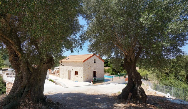 Secluded Villa Antikleia with private pool in Fiskardo