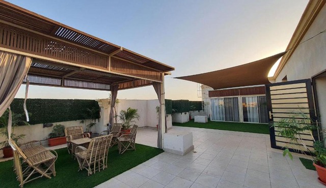 Sesen Blu in Sheikh Zayed