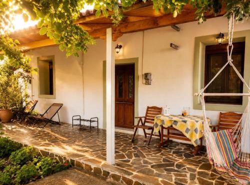 Small Villa Gerani in Agios Vlasios