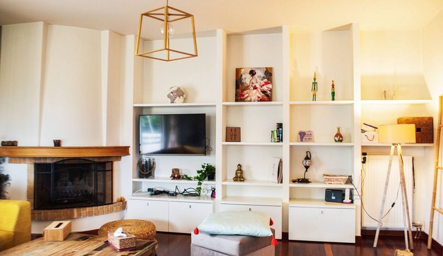 Spacious and Modern Apt in the Suburbs of Athens in Agia Paraskevi