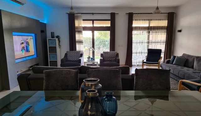 Spacious Apartment in Mivida with Pool/Gym Access in Cairo Governorate