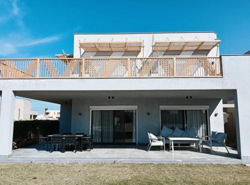 Standalone Villa 4 BR in Playa North Coast U9 in El Alamein