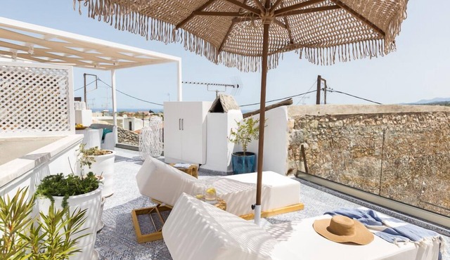 SteMa Luxury Escape, Rooftop Jacuzzi & Panoramic Views in Rethimno