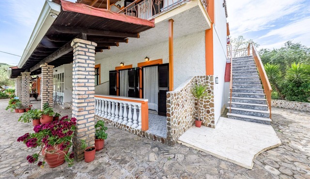 Studio Apartment 'Maltas 20' with Shared Terrace, Wi-Fi and Air Conditioning in Corfu