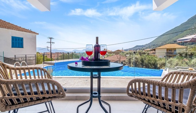 Studio Apartment 'Oceanida Afrodite Lyxury Suite' with Sea View, Wi-Fi and Air Conditioning in Lefkada